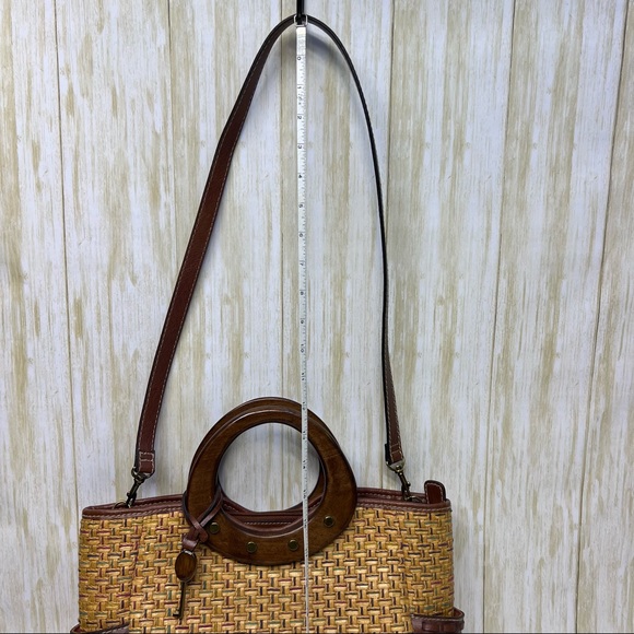 Fossil Woven Wood Handle Leather Detailed Hand Bag w/ Multi Color InnerWoven - Picture 16 of 17